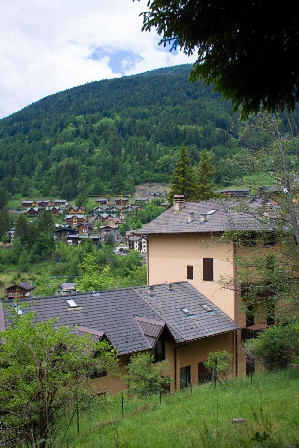 Tettuccio Montesole Aparthotel Ponte Di Legno Exterior foto