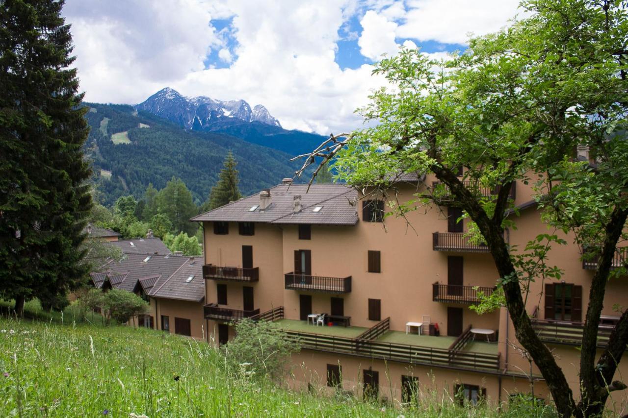 Tettuccio Montesole Aparthotel Ponte Di Legno Exterior foto